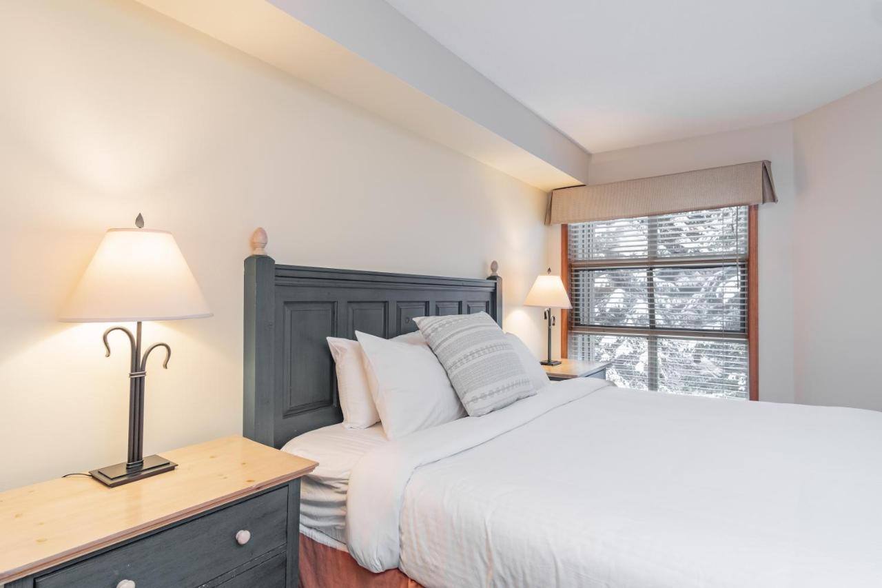 The Best Ski In Ski Out Two Bedroom Condo At Aspens Whistler Exterior photo