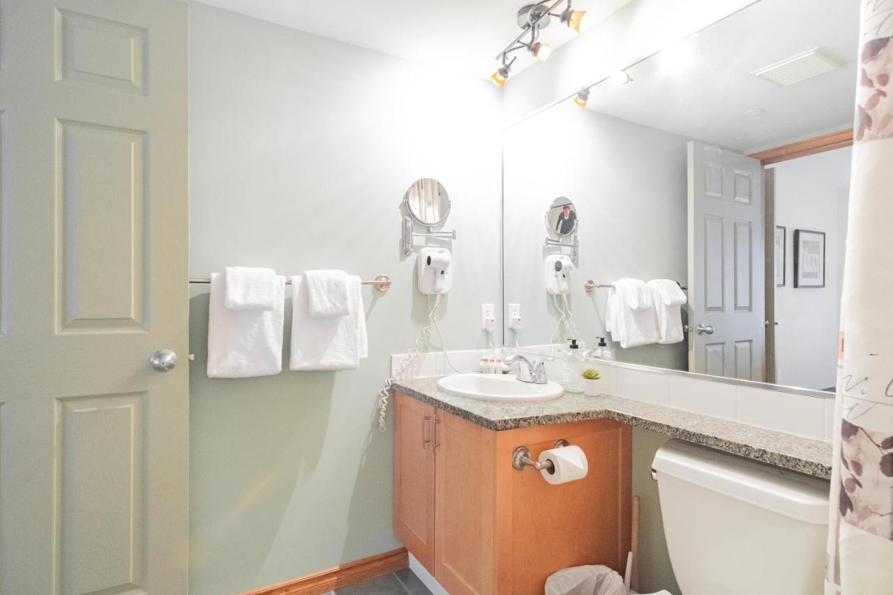The Best Ski In Ski Out Two Bedroom Condo At Aspens Whistler Exterior photo