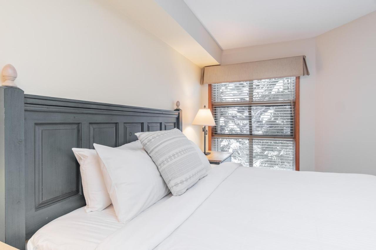 The Best Ski In Ski Out Two Bedroom Condo At Aspens Whistler Exterior photo